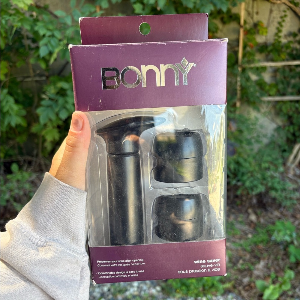 NEW BONNY WINE SAVER/ PRESERVER (NWT)